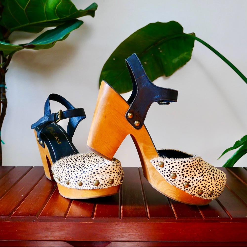 Leopard Print Heeled Wooden Platform Clogs - Picture 2 of 6